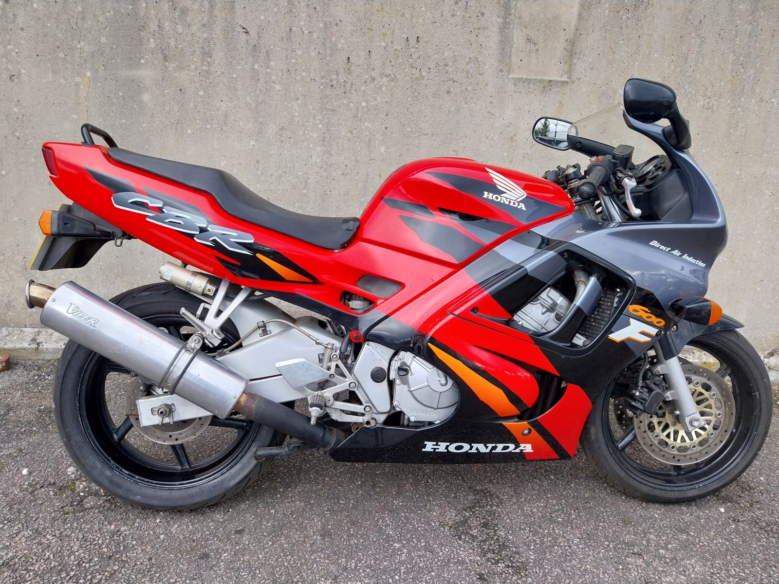 HONDA CBR600F